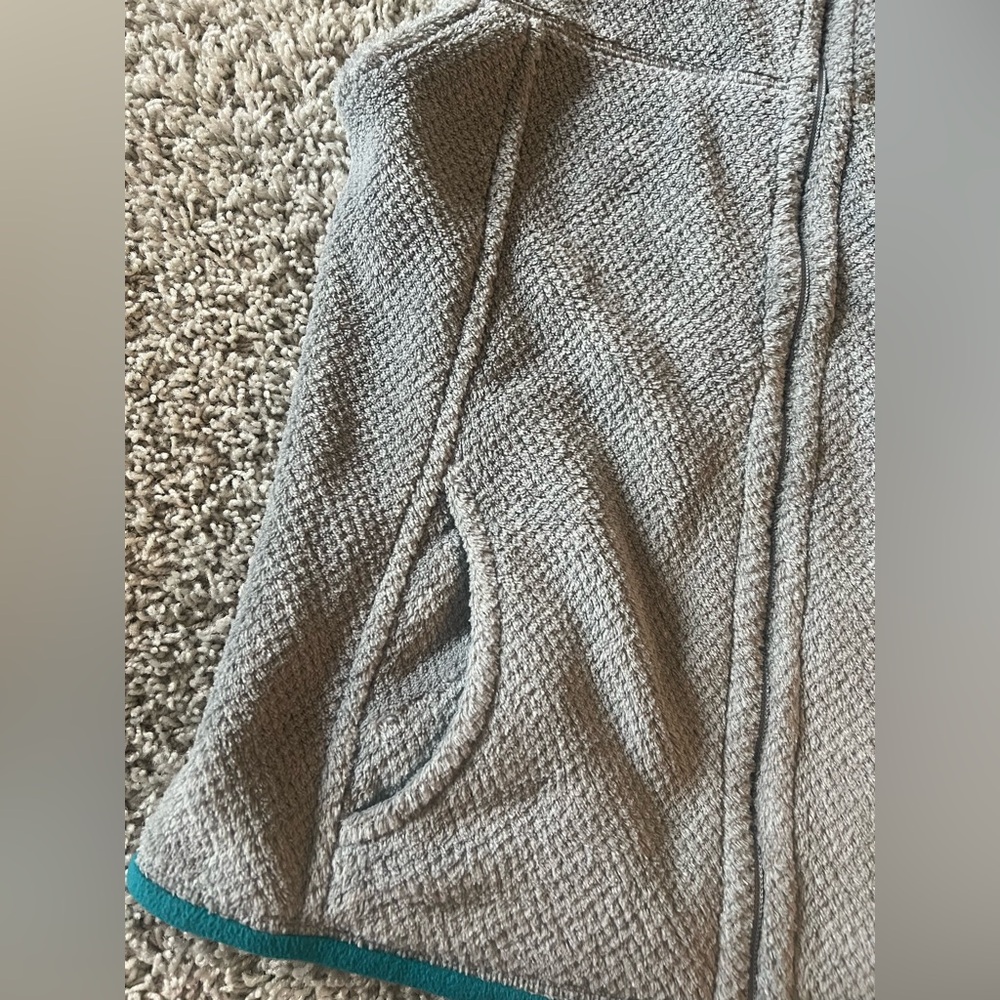 Patagonia Women’s Retro-X Fleece Vest – Gray with Teal Trim, Size Medium - Picture 5 of 7